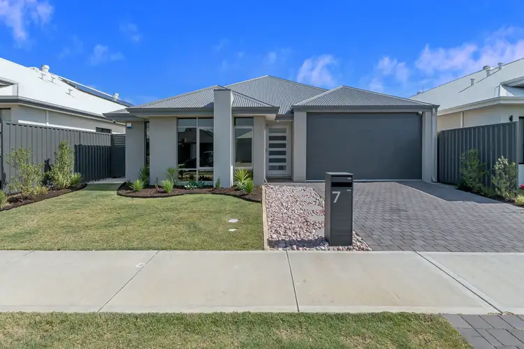 7 Llorens Way, Southern River WA 6110