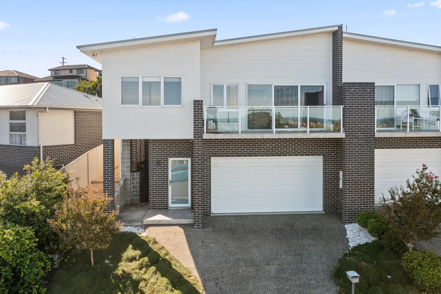 Main view of Homely semi-detached listing, 15b Backhouse Road, Lake Heights NSW 2502