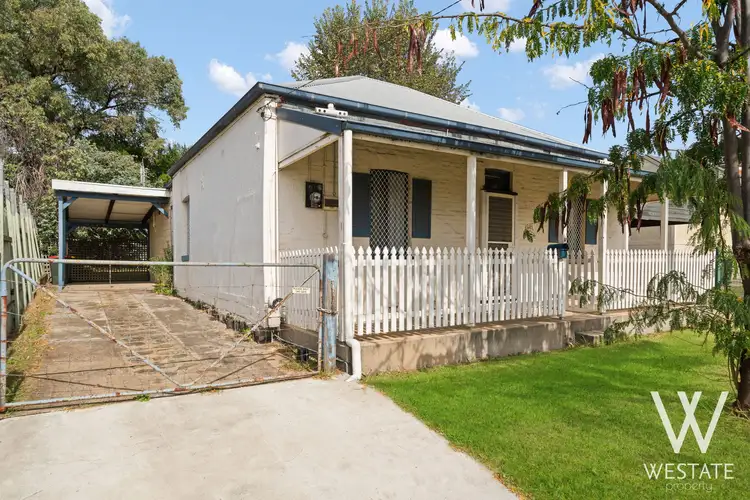28 Lambert Street, Bathurst NSW 2795