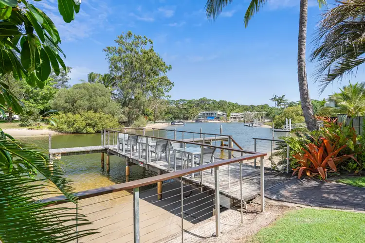11/13 Noosa Parade, Noosa Heads QLD 4567