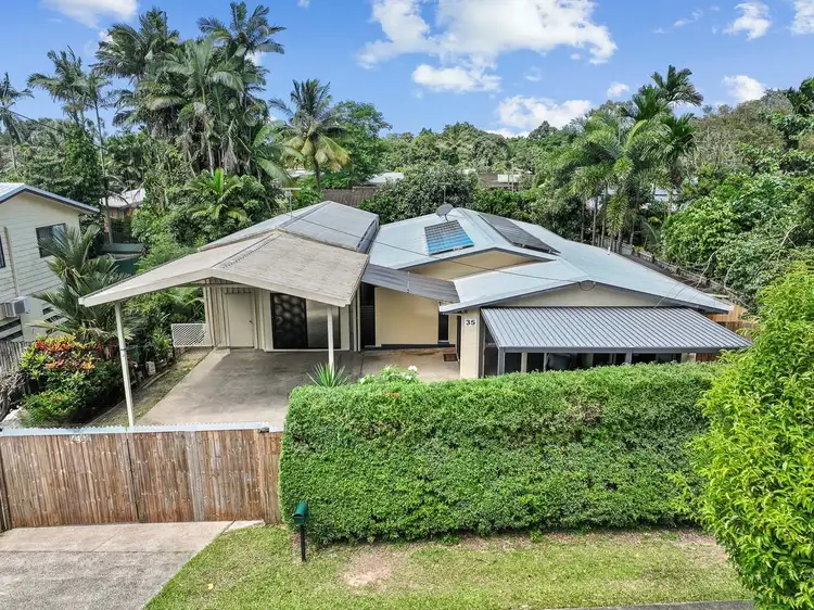35 Kingsford Street, Mooroobool QLD 4870