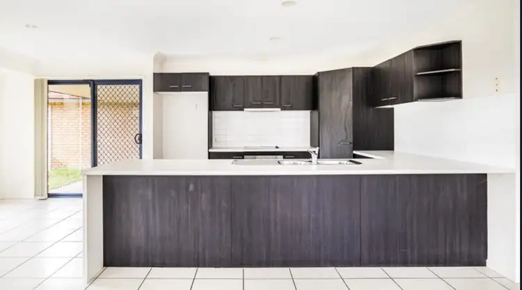 4 Rigden Close, Morayfield QLD 4506