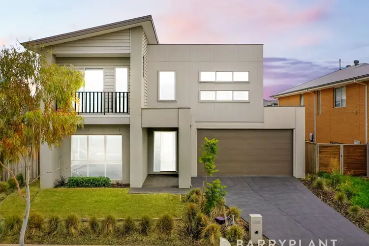 20 Lenigas Crescent, Manor Lakes VIC 3024
