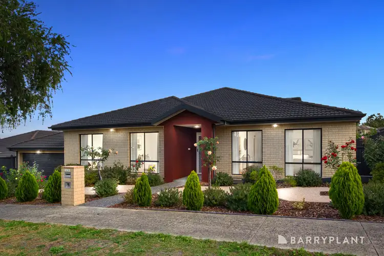 8 James Hosie Court, Bayswater North VIC 3153