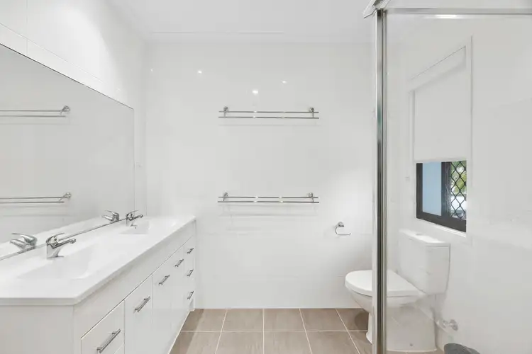 Fourth view of Homely unit listing, 4/7 Bilgola Place, Blacks Beach QLD 4740