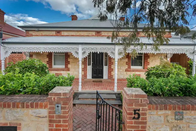 5 Gladstone Road