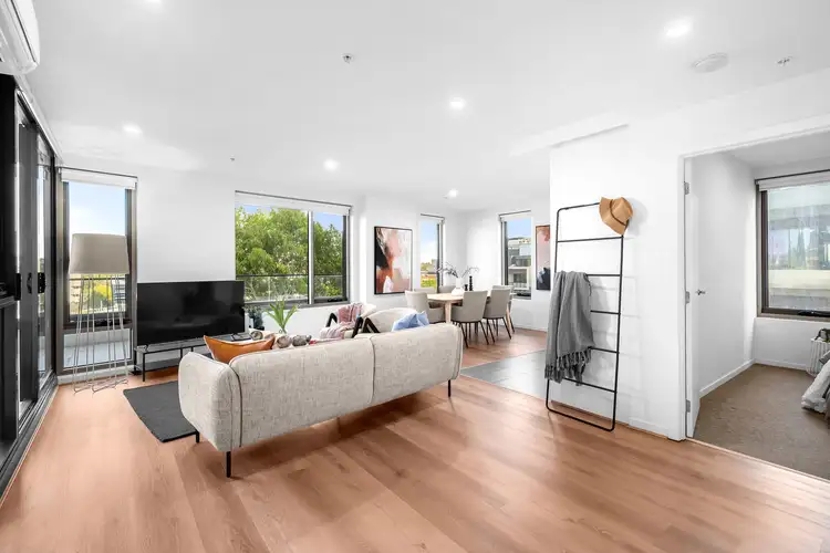 302/8 Wellington Road