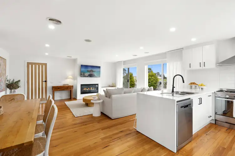 24 Perrett Street
