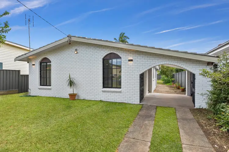 11 Collareen Street, Ettalong Beach NSW 2257