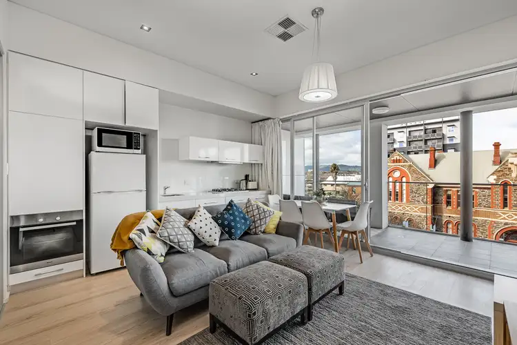 305/272 Flinders Street
