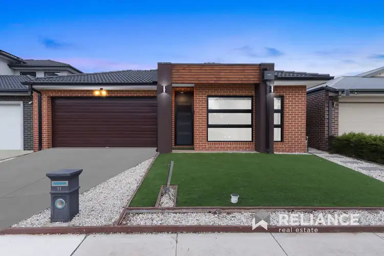 11 Bowral Avenue
