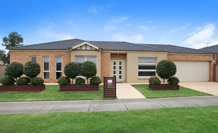 1/1 Alex Court, Kurunjang VIC 3337