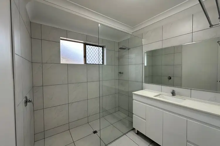 Fifth view of Homely unit listing, 11/13 Golf Links Drive, Kirwan QLD 4817