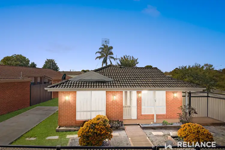 42 Karinya Close