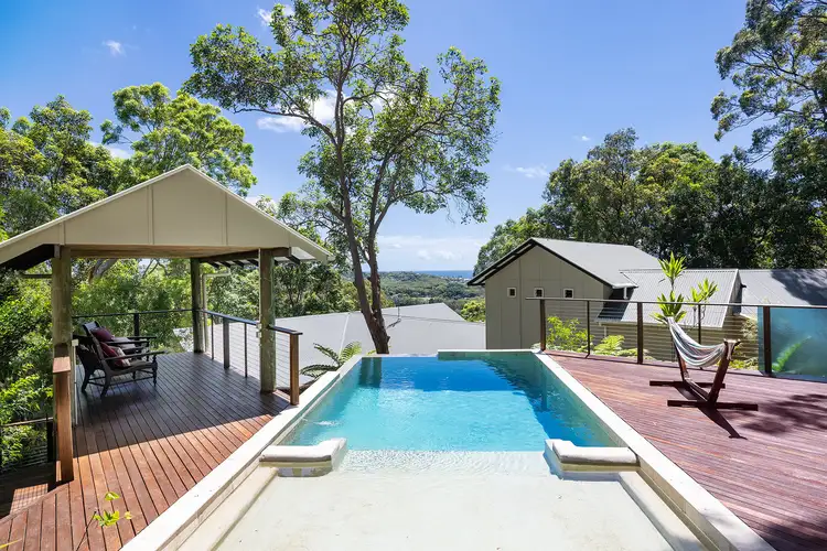 16 Mountain Rise Court, Mount Coolum QLD 4573