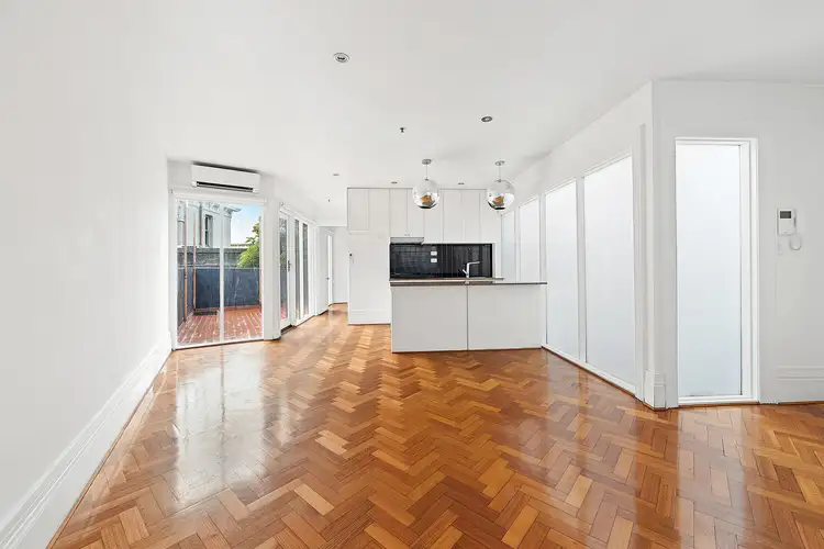 Main view of Homely apartment listing, 3/146 St Kilda Road, St Kilda VIC 3182