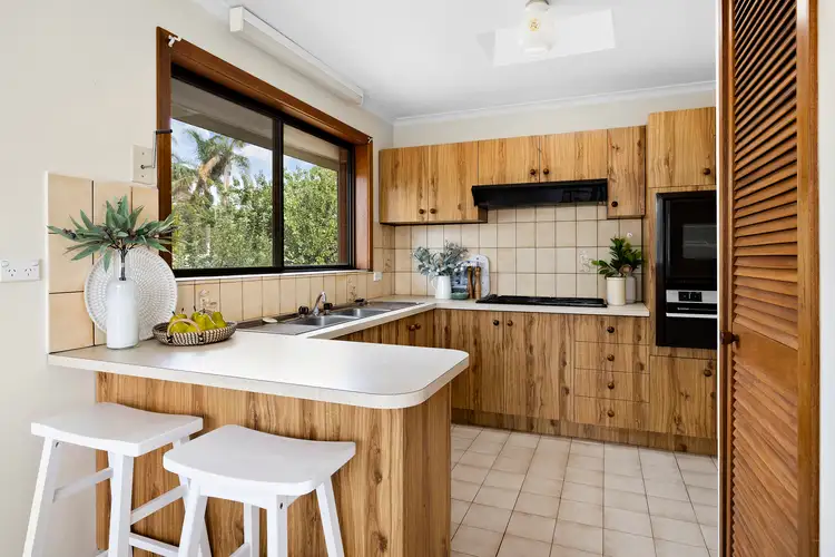 Fifth view of Homely house listing, 2 Pearson Court, Rosebud VIC 3939