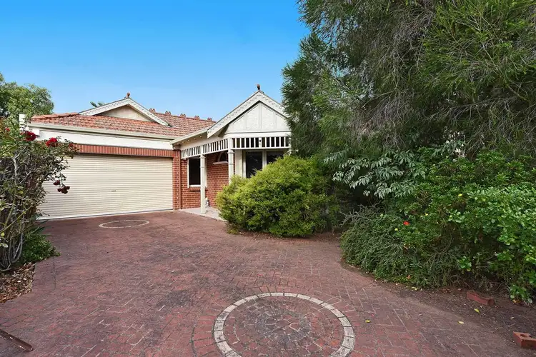Second view of Homely house listing, 15 Parkland Grove, Kingsbury VIC 3083
