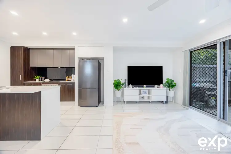11/36 Cox Road