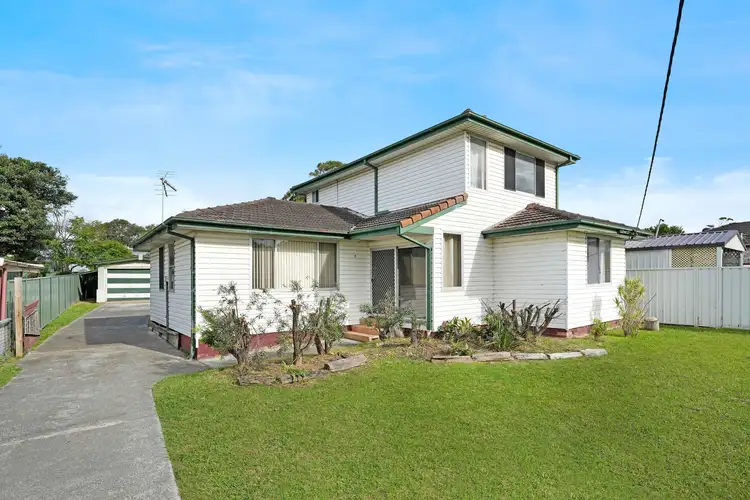 22 Thomas Street, Lake Illawarra NSW 2528