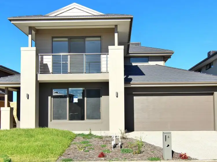 6 Pleasant Way, Keysborough VIC 3173