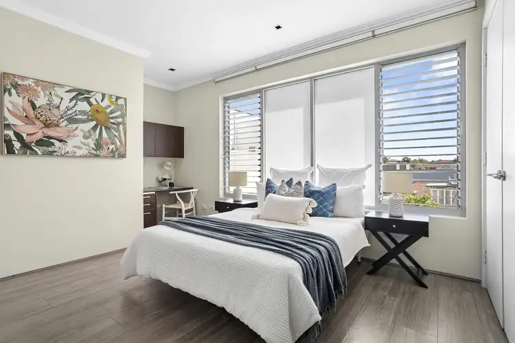Second view of Homely unit listing, 4/192-194 William Street, Earlwood NSW 2206