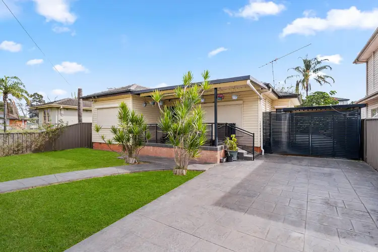 137 Webster Road, Lurnea NSW 2170