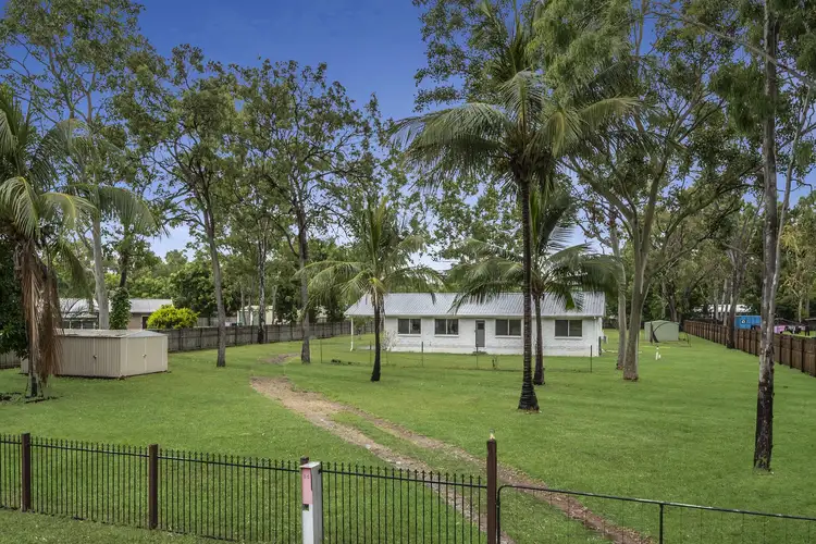 14 Baystone Court