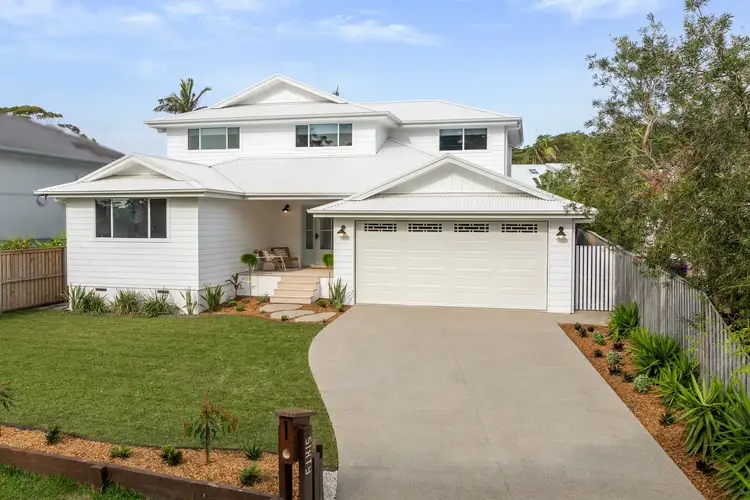 60 Lakin Street, Bateau Bay NSW 2261
