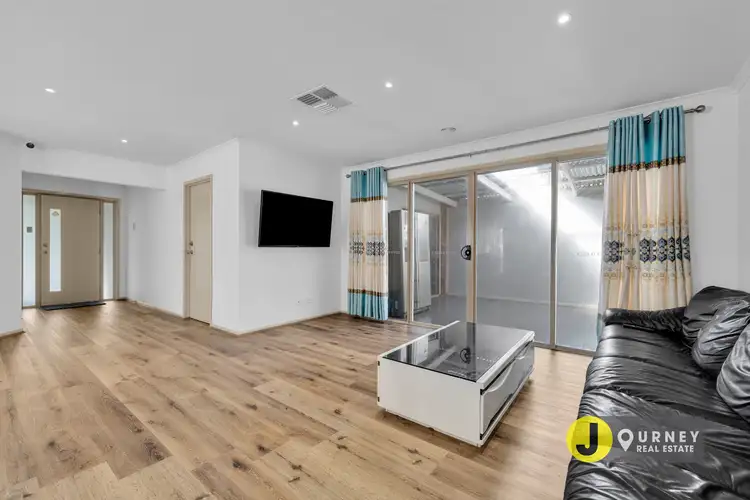 Second view of Homely house listing, 31 Penshurst Way, Cranbourne North VIC 3977