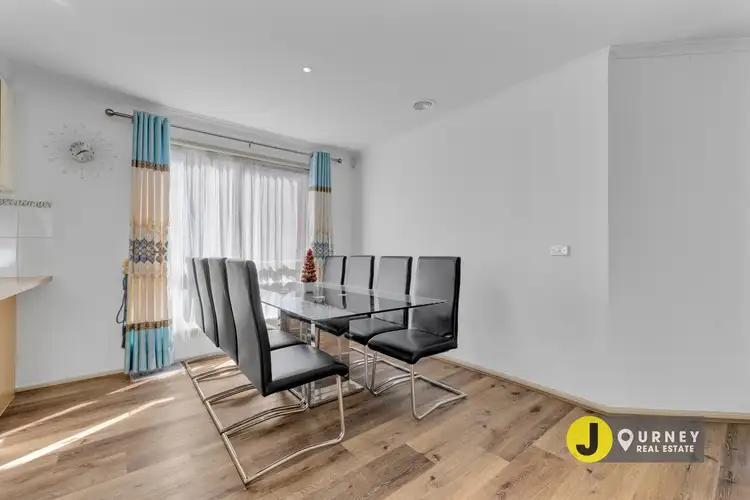 Sixth view of Homely house listing, 31 Penshurst Way, Cranbourne North VIC 3977