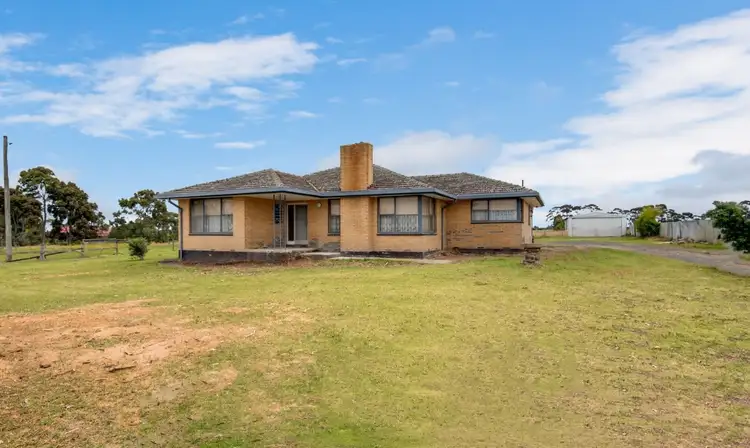 45 Tuckers Road, Clyde VIC 3978