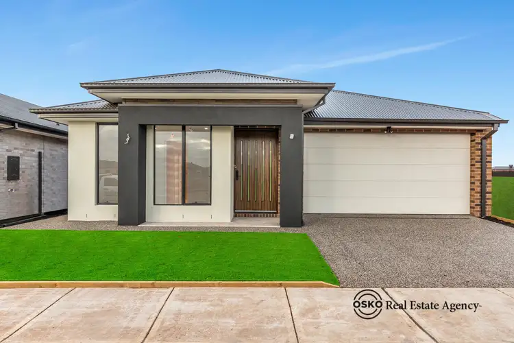 Second view of Homely house listing, 11 Marylebone Street, Strathtulloh VIC 3338