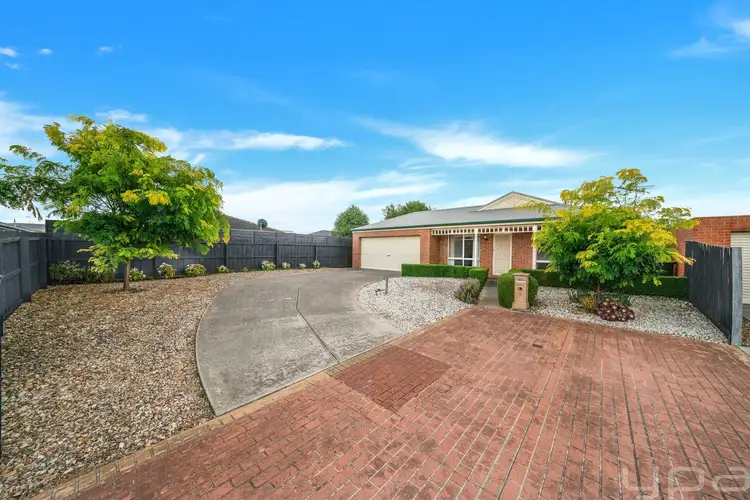 Second view of Homely house listing, 5 Redleaf Close, Lara VIC 3212