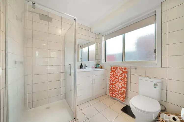 Fifth view of Homely house listing, 5 Redleaf Close, Lara VIC 3212