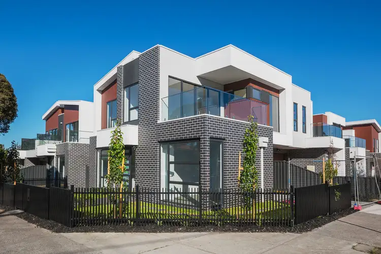 42 Thompson Street, Clayton VIC 3168