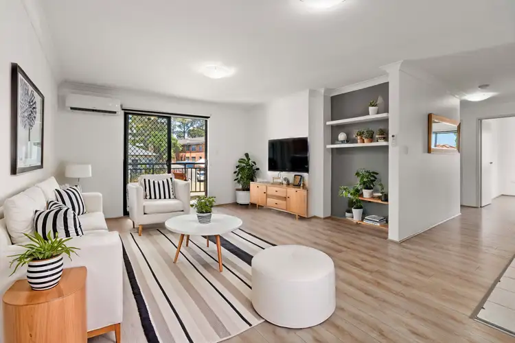 8/21-23 Hinkler Avenue, Warwick Farm NSW 2170