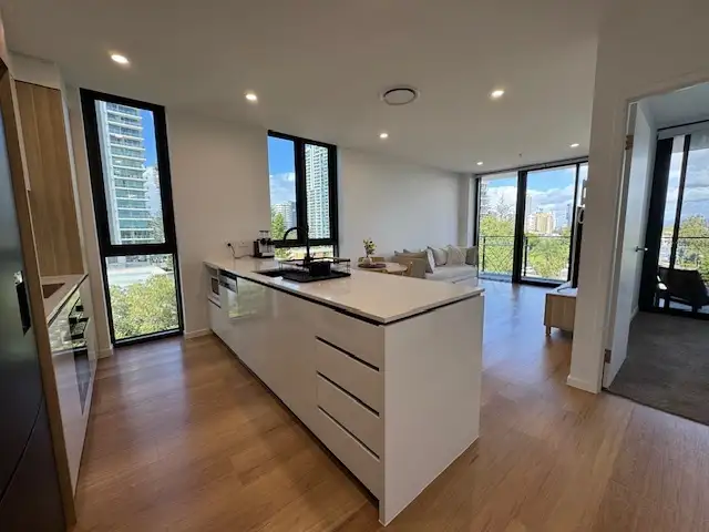 48/18 Remembrance Drive, Surfers Paradise QLD 4217