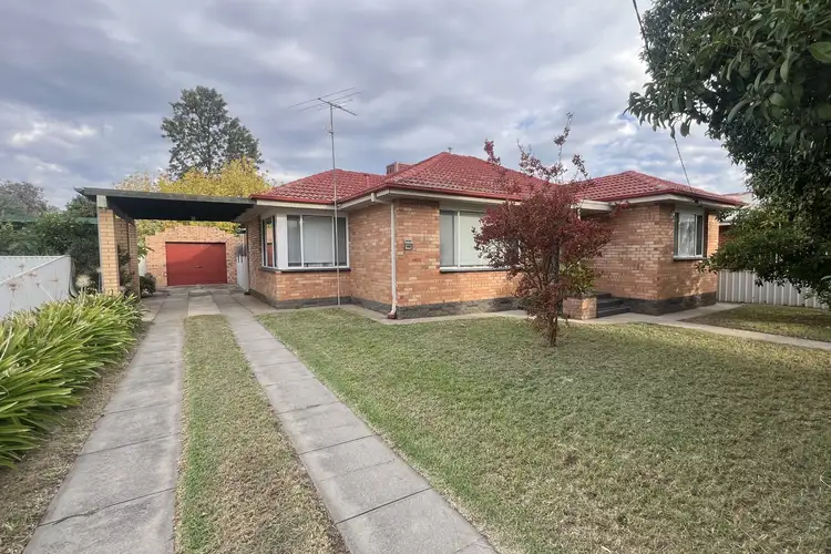 494 Hague Street, Lavington NSW 2641