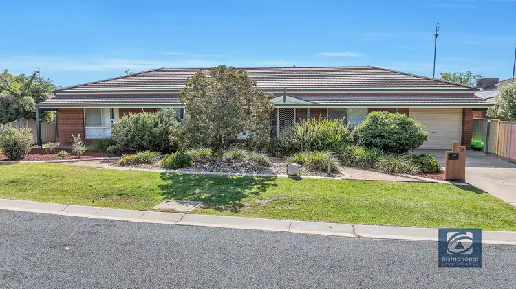 2 Pooley Place