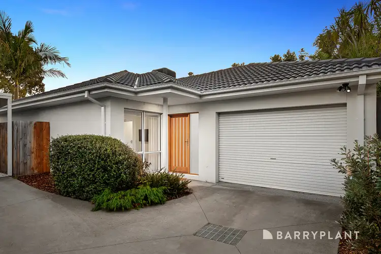 Main view of Homely unit listing, 2/33 James Road, Ferntree Gully VIC 3156