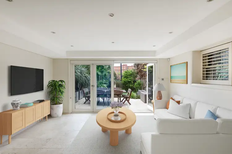 25 Whaling Road, North Sydney NSW 2060