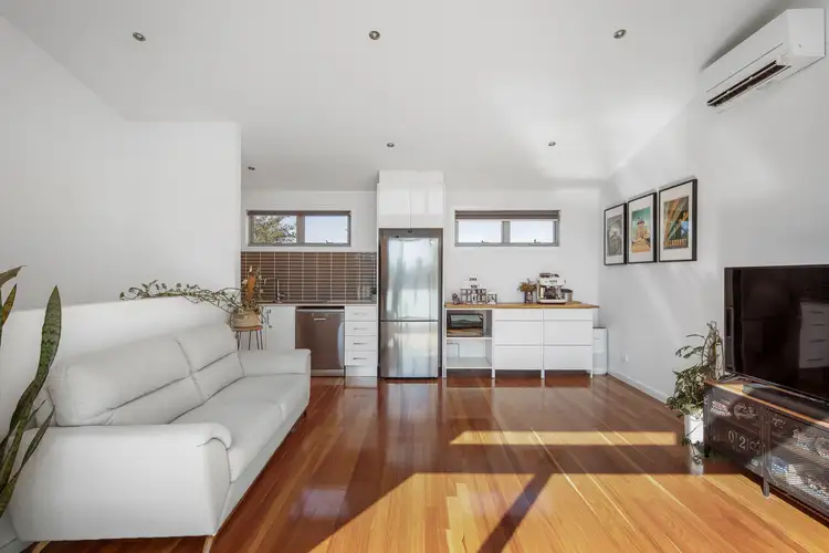 2/2 Clarinda Road, Essendon VIC 3040