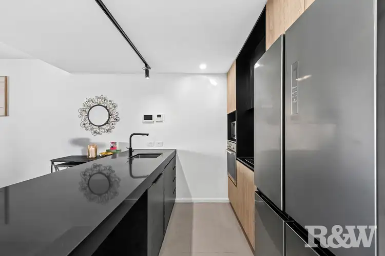 308/19 Deshon Street, Woolloongabba QLD 4102