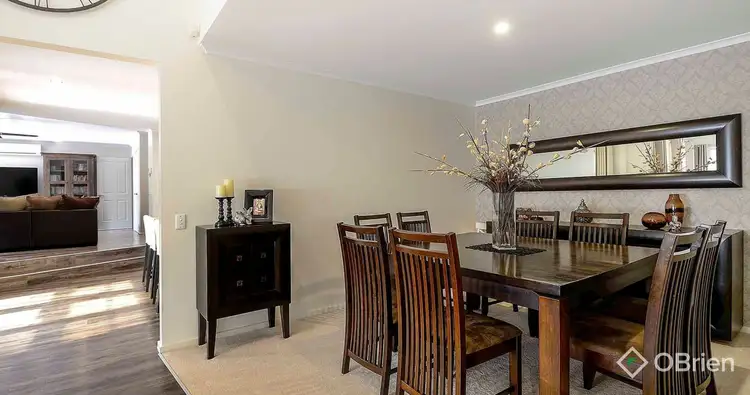 Fifth view of Homely house listing, 9 Glenbrae Court, Berwick VIC 3806