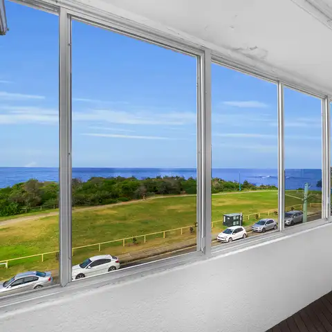 Third view of Homely apartment listing, 10/4 Major Street, Coogee NSW 2034