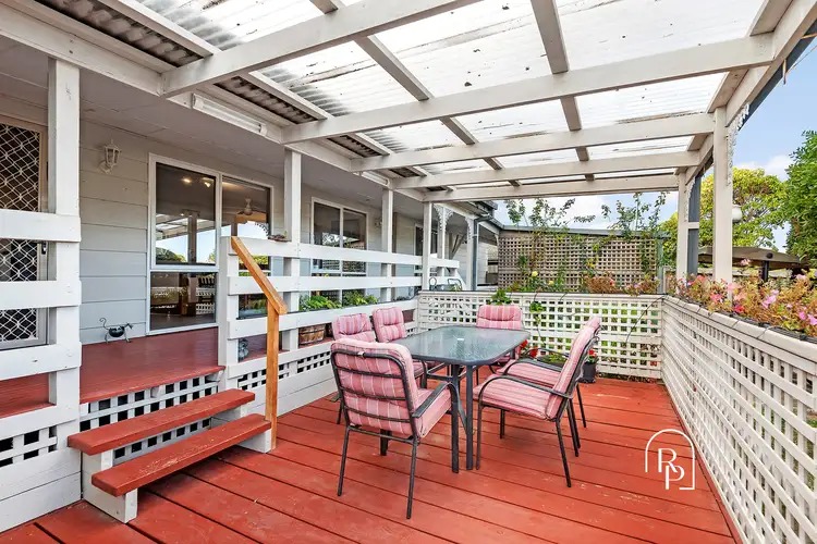 2 Warren Crescent, Hastings VIC 3915