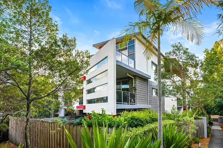 6/205-207 William Street