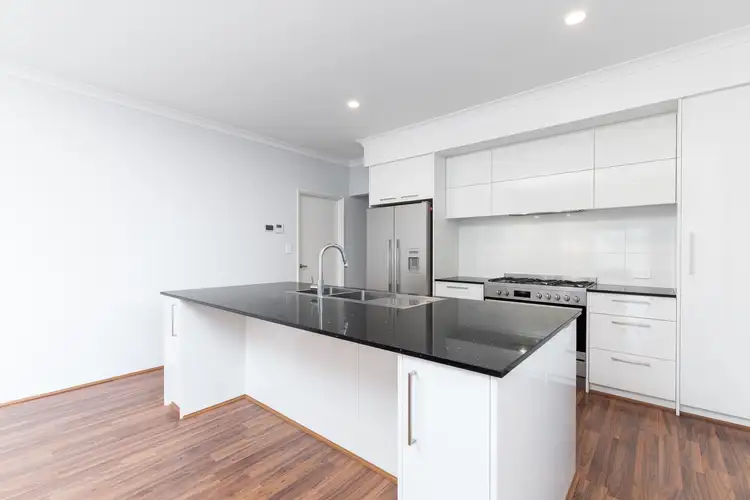354 Grandis Boulevard, Banksia Grove WA 6031