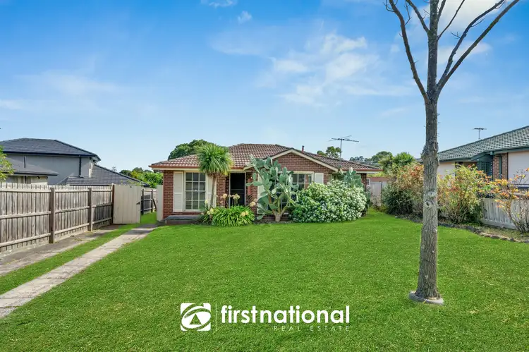 17 Rossiter Avenue, Endeavour Hills VIC 3802